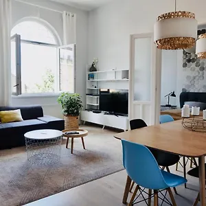  דירה Homes