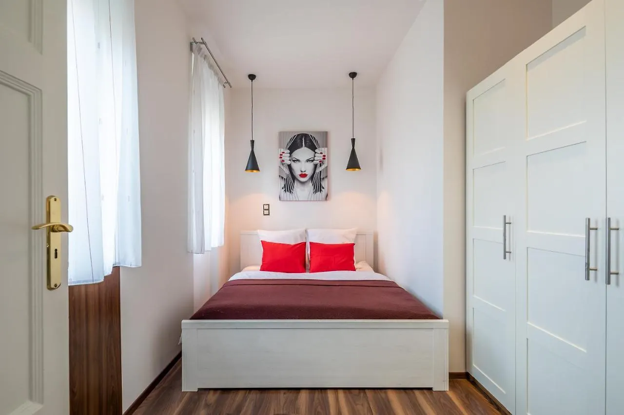 בודפשט Two Bedroom Home In Jewish Quarter דירה